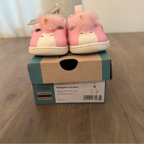 Tom’s Girls Alpargata Loafer Flat Unicorn Size 4 - Picture 4 of 4